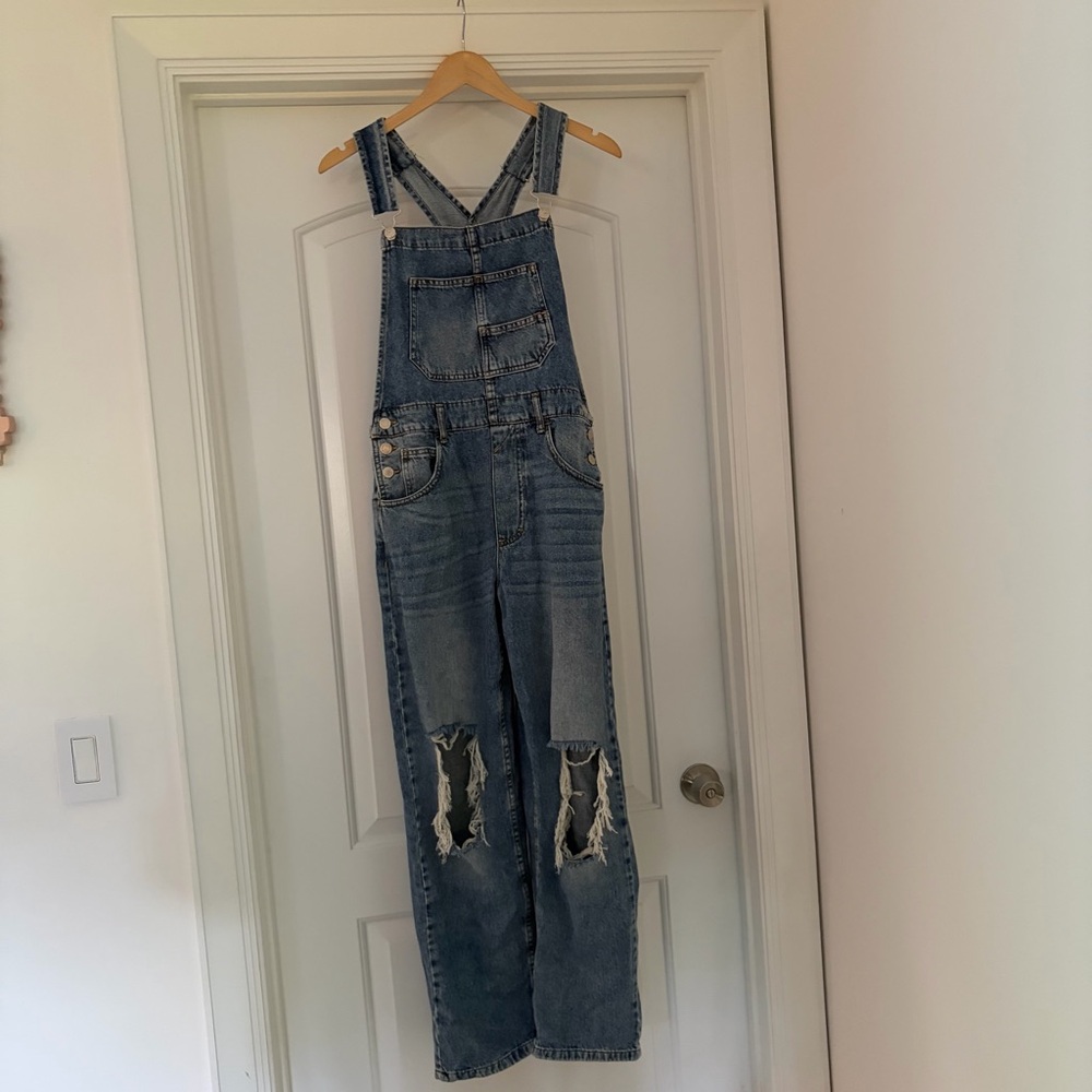 We The Free Distressed Denim Overalls Small